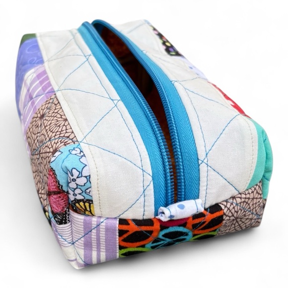 Colorful Patchwork Zipper Pouch - Picture 2 of 6